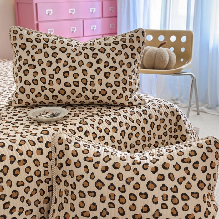 91家纺网 家纺一手货源 找家纺 琳可家居 2025新款13070印花款双面全棉全棉床盖 豹纹