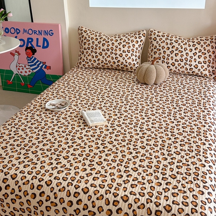 91家纺网 家纺一手货源 找家纺 琳可家居 2025新款13070印花款双面全棉全棉床盖 豹纹