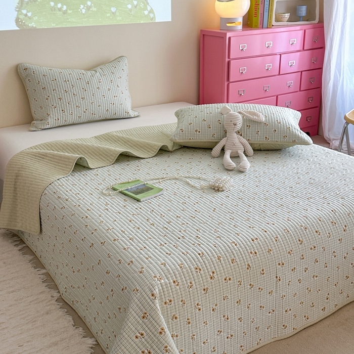 91家纺网 家纺一手货源 找家纺 琳可家居 2025新款13070印花款双面全棉全棉床盖 雏菊