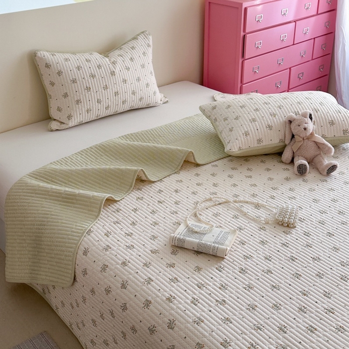 91家纺网 家纺一手货源 找家纺 琳可家居 2025新款13070印花款双面全棉全棉床盖 素韵