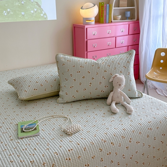 91家纺网 家纺一手货源 找家纺 琳可家居 2025新款13070印花款双面全棉全棉床盖 雏菊