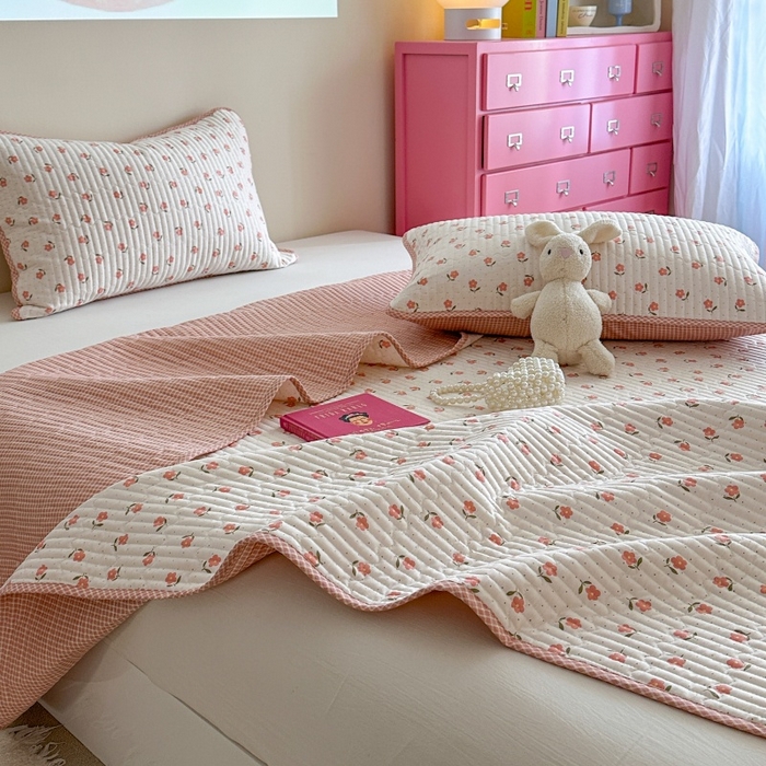 91家纺网 家纺一手货源 找家纺 琳可家居 2025新款13070印花款双面全棉全棉床盖 桃悦