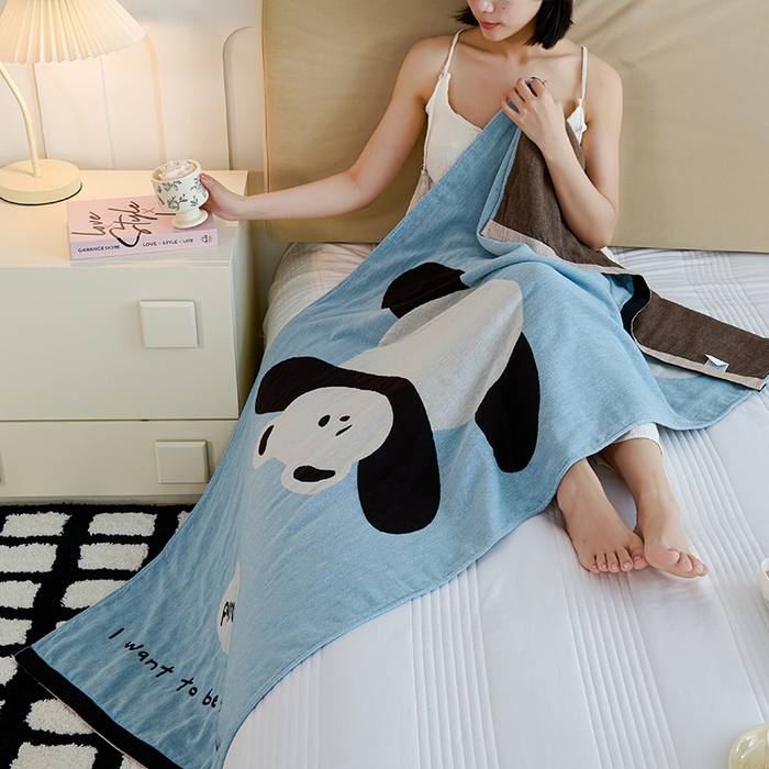 91家纺网 家纺一手货源 找家纺 悦然毛巾被 2025新款A类全棉纯棉四层纱布浴巾 功夫熊 75x160cm