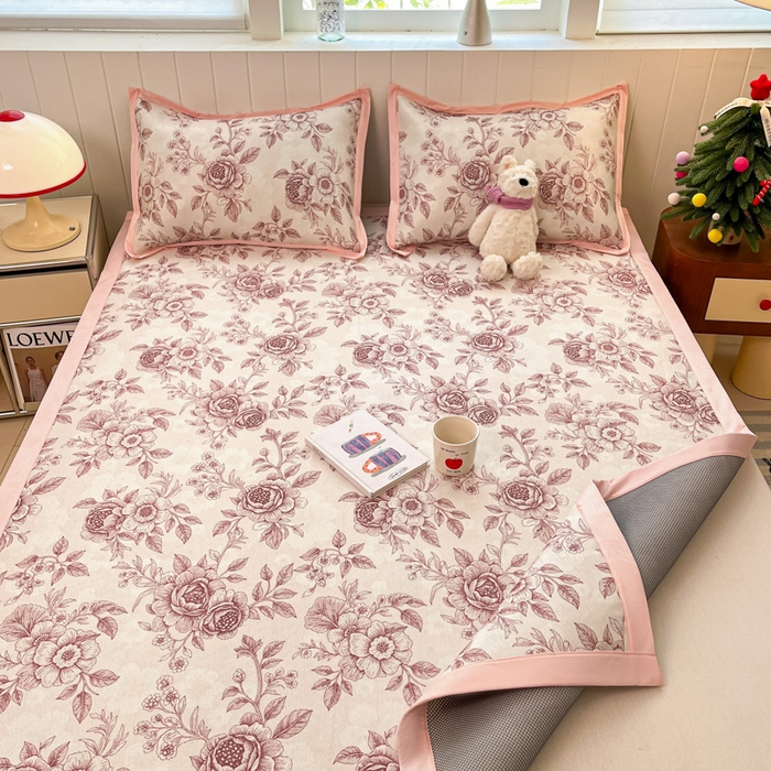 91家纺网 家纺一手货源 找家纺 安哆啦家纺 2025新款A类印花冰藤凉席针织棉牛奶丝夏被夏凉被空调被四件套 古韵花香