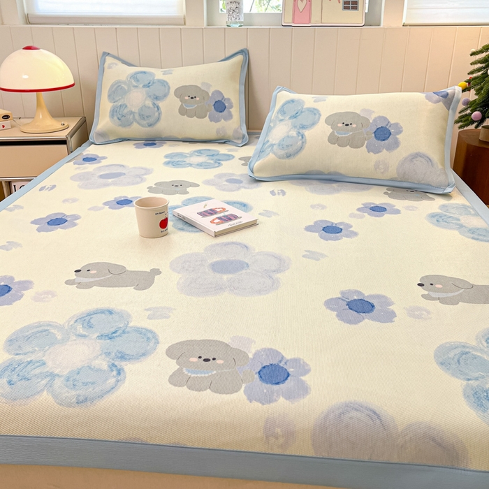 91家纺网 家纺一手货源 找家纺 安哆啦家纺 2025新款A类印花冰藤凉席针织棉牛奶丝夏被夏凉被空调被四件套 蓝花小狗