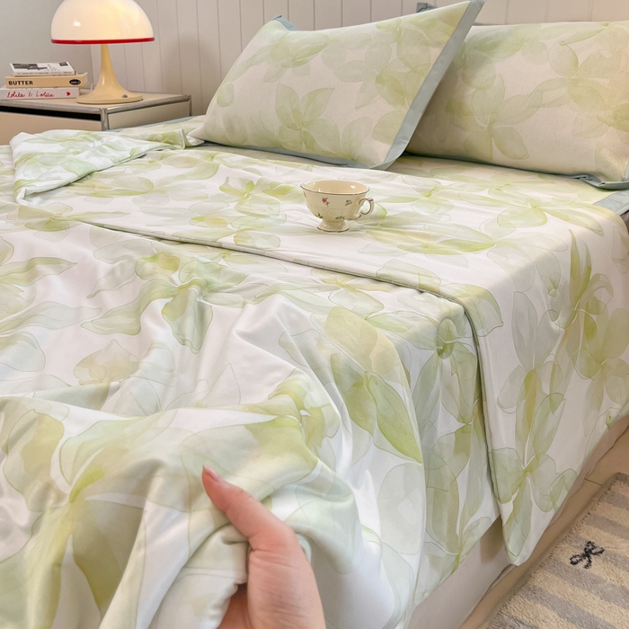 91家纺网 家纺一手货源 找家纺 安哆啦家纺 2025新款A类印花冰藤凉席针织棉牛奶丝夏被夏凉被空调被四件套 清新怡人