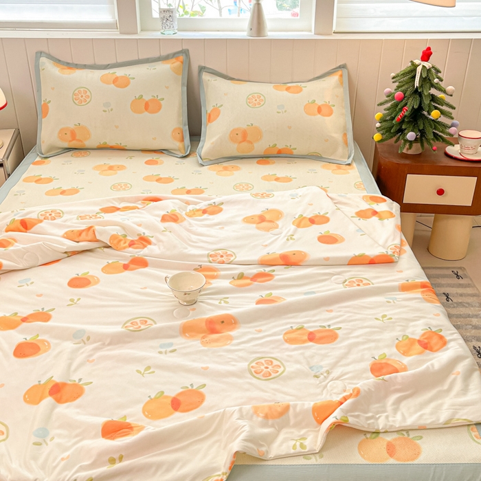 91家纺网 家纺一手货源 找家纺 安哆啦家纺 2025新款A类印花冰藤凉席针织棉牛奶丝夏被夏凉被空调被四件套 小橘子