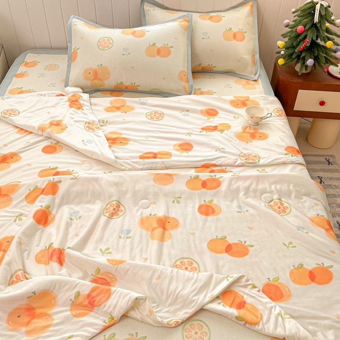 91家纺网 家纺一手货源 找家纺 安哆啦家纺 2025新款A类印花冰藤凉席针织棉牛奶丝夏被夏凉被空调被四件套 小橘子