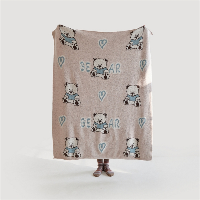 91家纺网 家纺一手货源 找家纺 暖绵绵2025新款半边绒涤纶混纺毯子抱枕套 贝尔熊