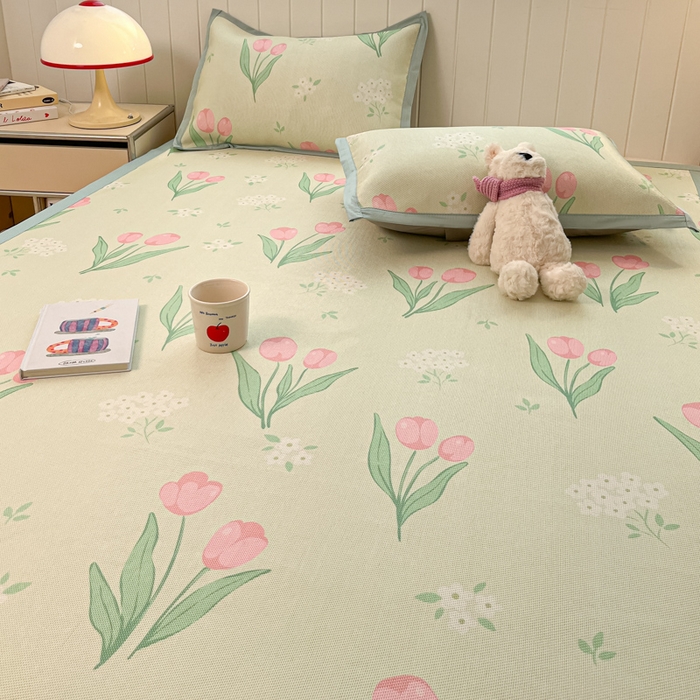 91家纺网 家纺一手货源 找家纺 安哆啦家纺 2025新款A类印花冰藤凉席针织棉牛奶丝夏被夏凉被空调被四件套 郁金香