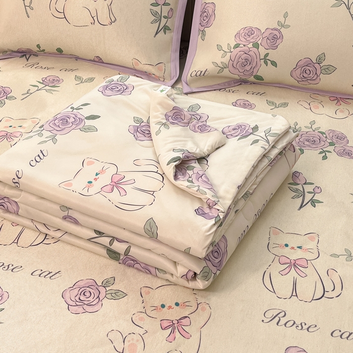 安哆啦家纺 2025新款A类印花冰藤凉席针织棉牛奶丝夏被夏凉被空调被四件套 紫花猫