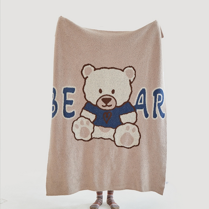 91家纺网 家纺一手货源 找家纺 暖绵绵2025新款半边绒涤纶混纺毯子抱枕套 贝塔斯