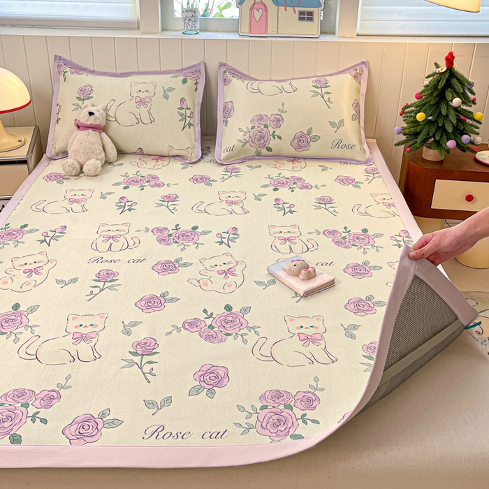 91家纺网 家纺一手货源 找家纺 安哆啦家纺 2025新款A类印花冰藤凉席针织棉牛奶丝夏被夏凉被空调被四件套 紫花猫