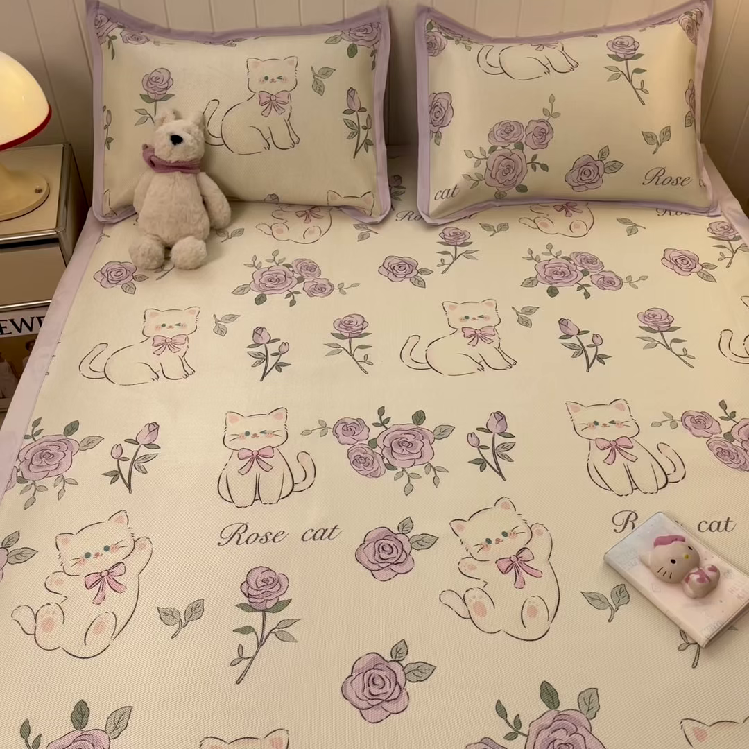 91家纺网 家纺一手货源 找家纺 安哆啦家纺 2025新款A类印花冰藤凉席针织棉牛奶丝夏被夏凉被空调被四件套 紫花猫