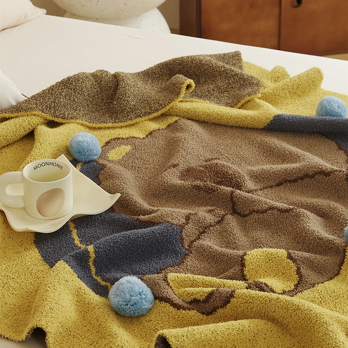 91家纺网 家纺一手货源 找家纺 暖绵绵2025新款半边绒涤纶混纺毯子抱枕套 布维德