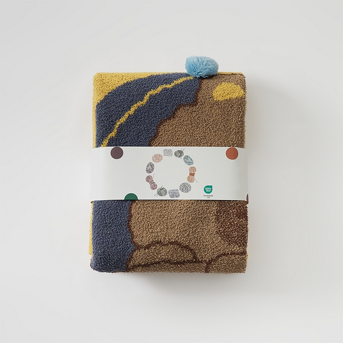 91家纺网 家纺一手货源 找家纺 暖绵绵2025新款半边绒涤纶混纺毯子抱枕套 布维德