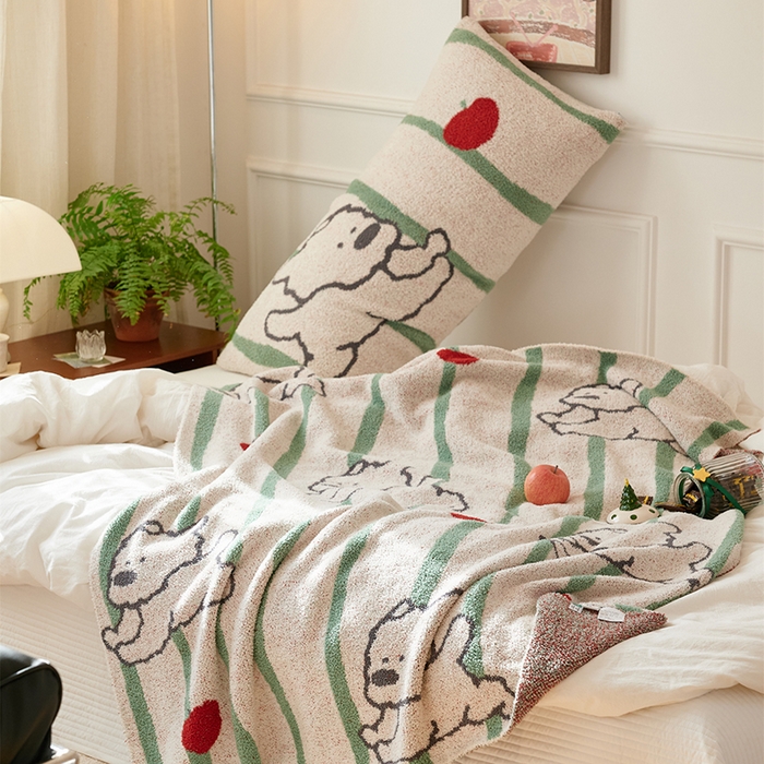 91家纺网 家纺一手货源 找家纺 暖绵绵2025新款半边绒涤纶混纺毯子抱枕套 西卡瑞克