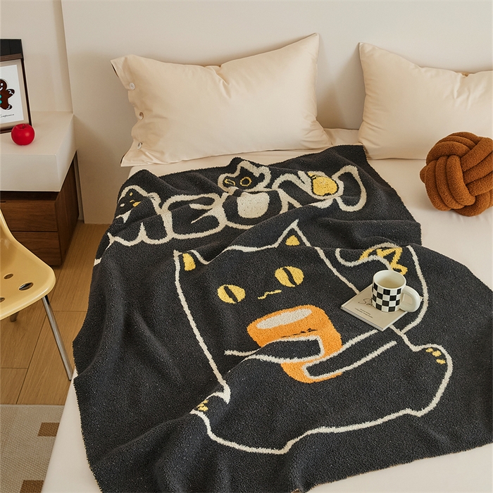 91家纺网 家纺一手货源 找家纺 暖绵绵2025新款半边绒涤纶混纺毯子抱枕套 安赛猫