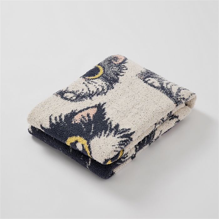 91家纺网 家纺一手货源 找家纺 暖绵绵2025新款半边绒涤纶混纺毯子抱枕套 鲁西格