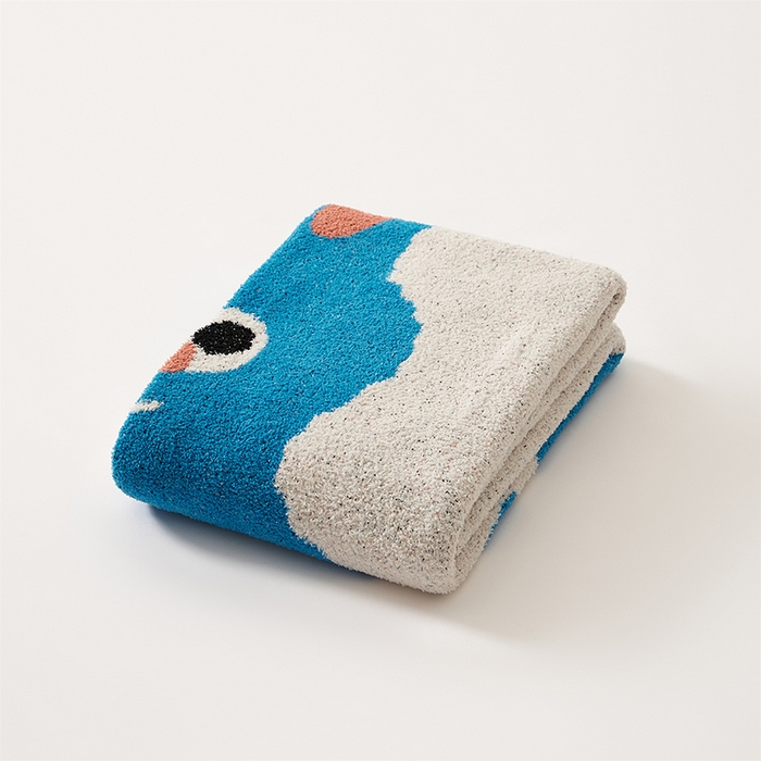 91家纺网 家纺一手货源 找家纺 暖绵绵2025新款半边绒涤纶混纺毯子抱枕套 比恩兔