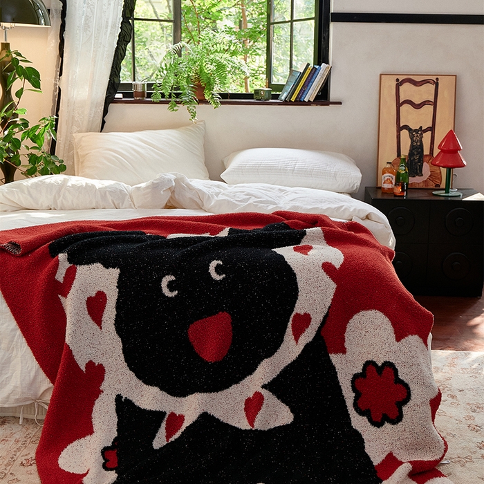 91家纺网 家纺一手货源 找家纺 暖绵绵2025新款半边绒涤纶混纺毯子抱枕套 米洛奇