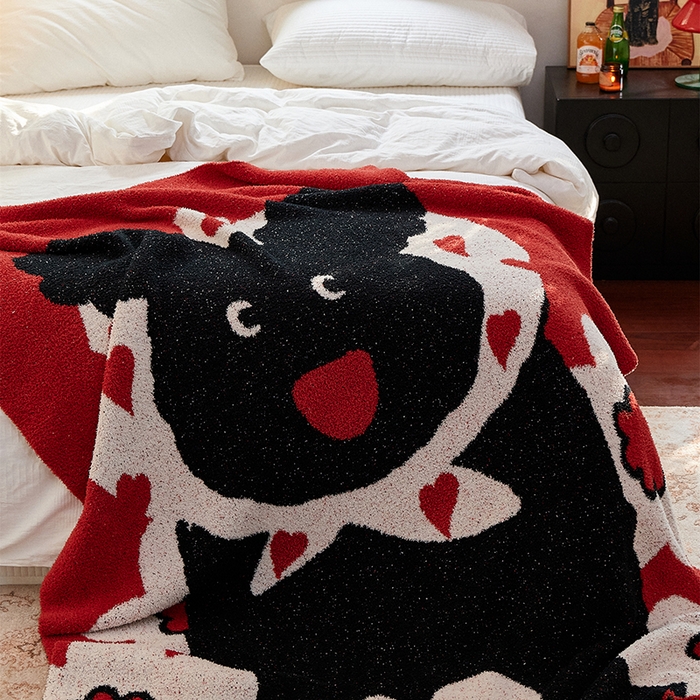 91家纺网 家纺一手货源 找家纺 暖绵绵2025新款半边绒涤纶混纺毯子抱枕套 米洛奇