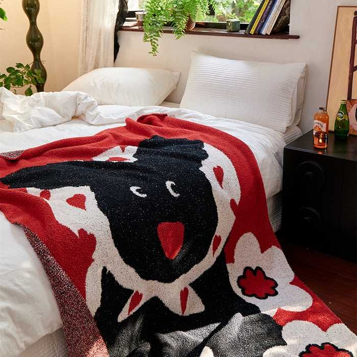 91家纺网 家纺一手货源 找家纺 暖绵绵2025新款半边绒涤纶混纺毯子抱枕套 米洛奇