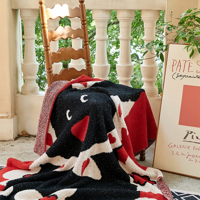 91家纺网 家纺一手货源 找家纺 暖绵绵2025新款半边绒涤纶混纺毯子抱枕套 米洛奇