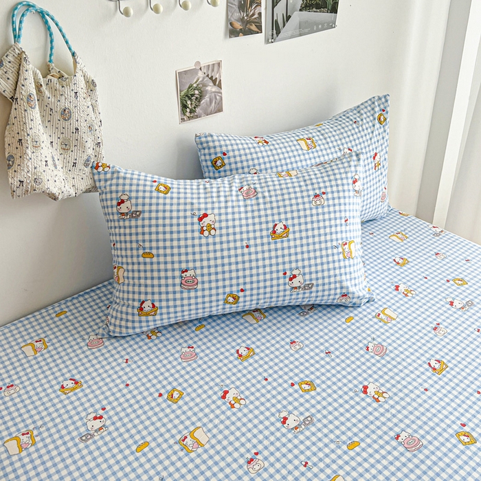 91家纺网 家纺一手货源 找家纺 罗亿家纺 2025新款卡通水洗云朵棉110g单床笠 蓝格子小猫