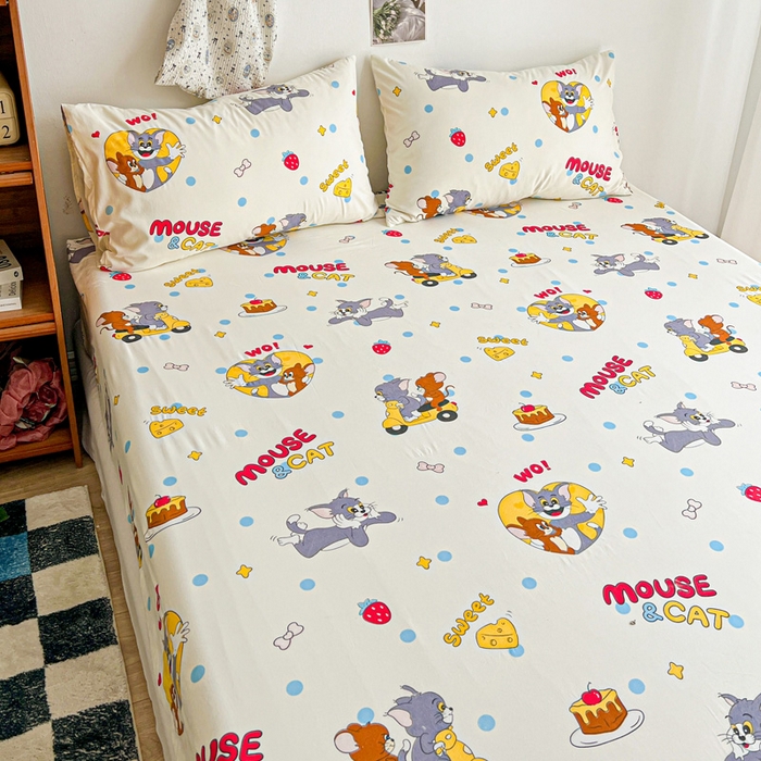 91家纺网 家纺一手货源 找家纺 罗亿家纺 2025新款卡通水洗云朵棉110g单床笠 小猫和小鼠