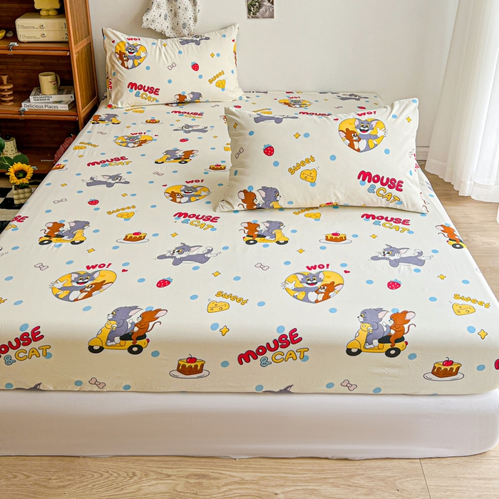 91家纺网 家纺一手货源 找家纺 罗亿家纺 2025新款卡通水洗云朵棉110g单床笠 小猫和小鼠