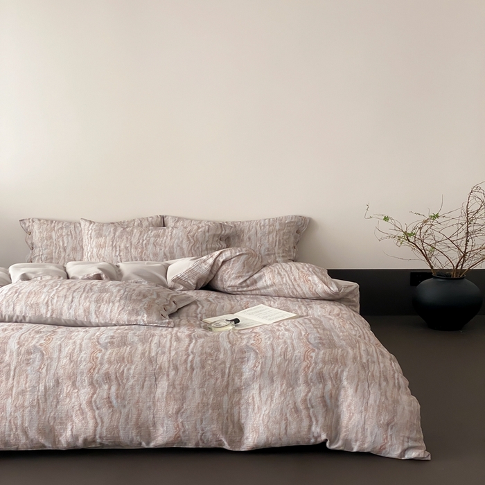 91家纺网 家纺一手货源 找家纺 （总）赫帛 2025新款数码印花皱皱纱60支全棉双层纱四件套-云屿沁棕