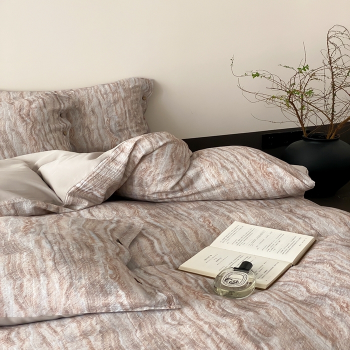 91家纺网 家纺一手货源 找家纺 （总）赫帛 2025新款数码印花皱皱纱60支全棉双层纱四件套-云屿沁棕