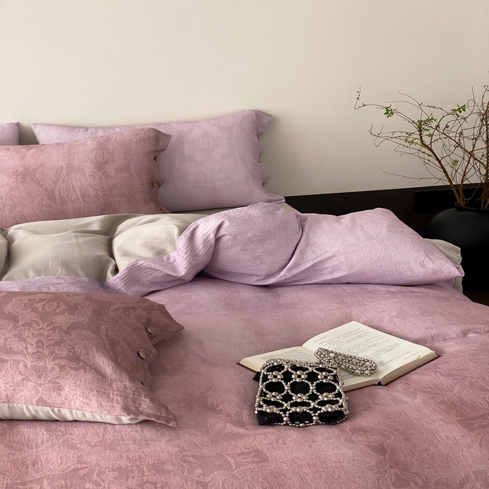 91家纺网 家纺一手货源 找家纺 （总）赫帛 2025新款数码印花皱皱纱60支全棉双层纱四件套-鸢尾织物