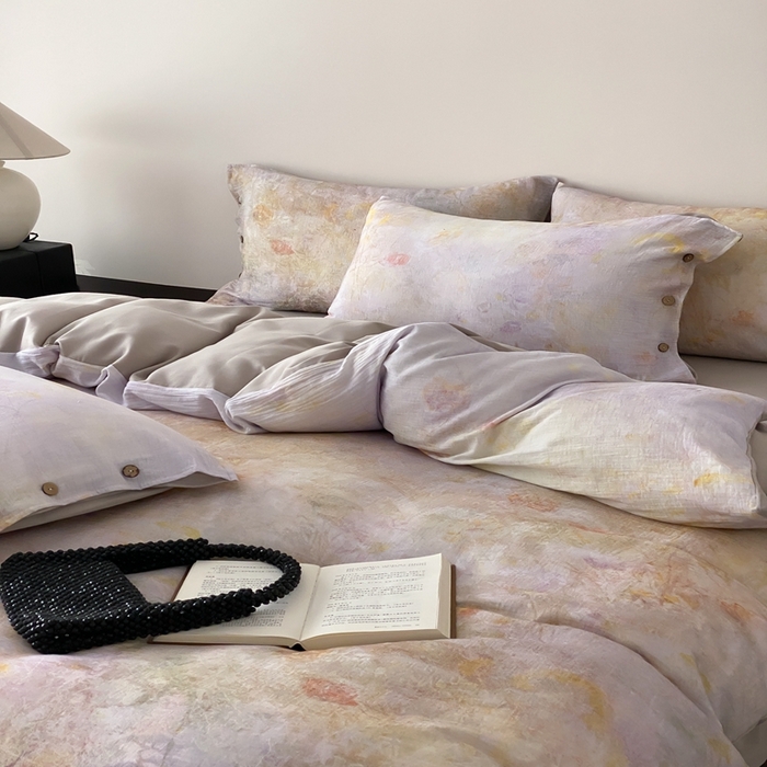 91家纺网 家纺一手货源 找家纺 （总）赫帛  2025新款数码印花皱皱纱60支全棉双层纱四件套-暮霭琉璃