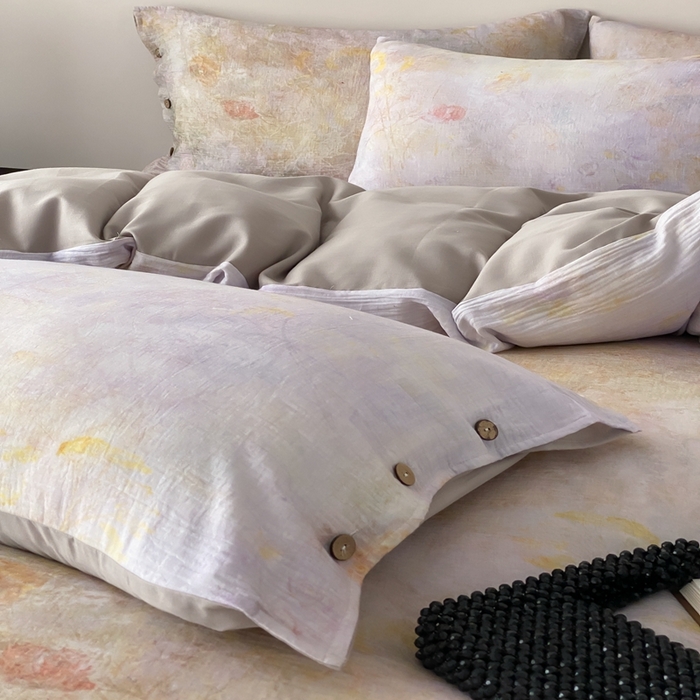 91家纺网 家纺一手货源 找家纺 （总）赫帛  2025新款数码印花皱皱纱60支全棉双层纱四件套-暮霭琉璃