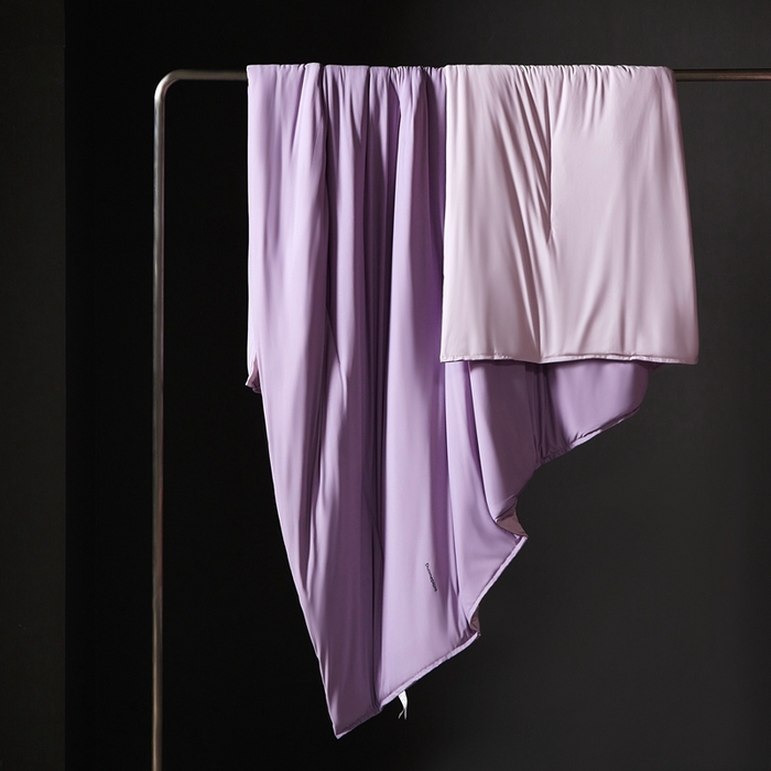 91家纺网 家纺一手货源 找家纺 朵美2025新款恒温深睡夏被含精致礼品袋 马卡龙-风信紫