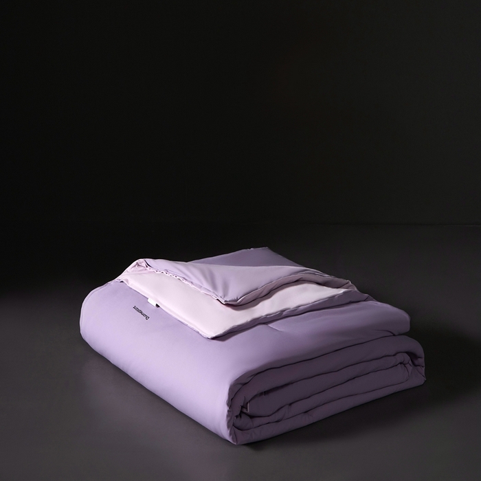 91家纺网 家纺一手货源 找家纺 朵美2025新款恒温深睡夏被含精致礼品袋 马卡龙-风信紫