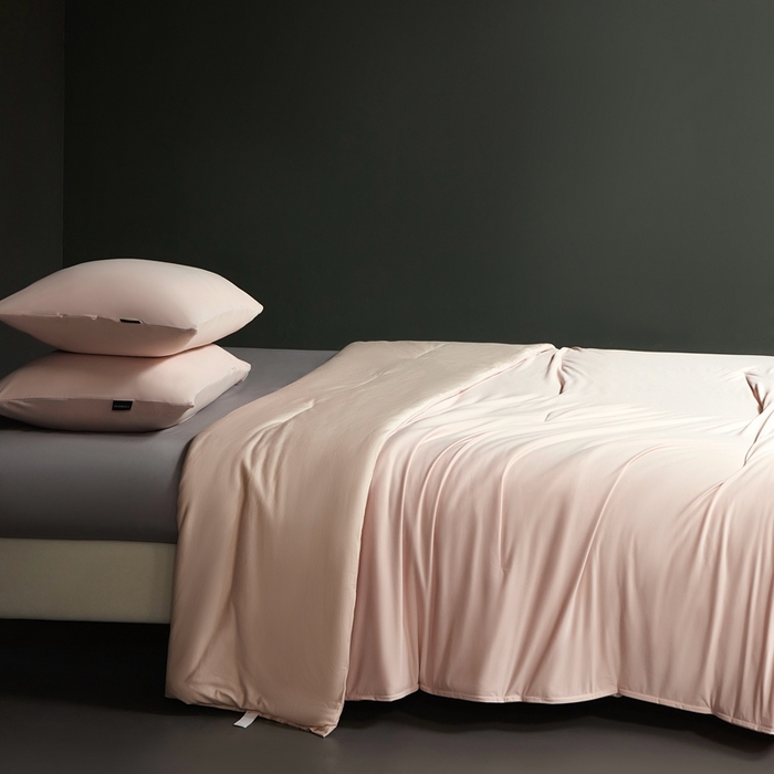 91家纺网 家纺一手货源 找家纺 朵美2025新款恒温深睡夏被含精致礼品袋 亚朵-橘雾粉