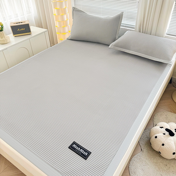 91家纺网 家纺一手货源 找家纺 如一 2025新款A类PE冰豆豆复合三明治凉席时尚款 时尚-摩登灰