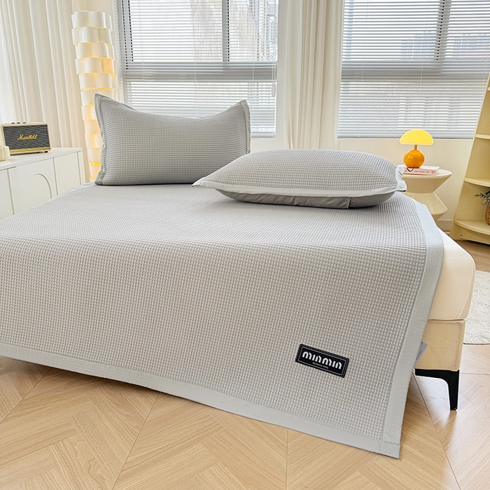 91家纺网 家纺一手货源 找家纺 如一 2025新款A类PE冰豆豆复合三明治凉席时尚款 时尚-摩登灰