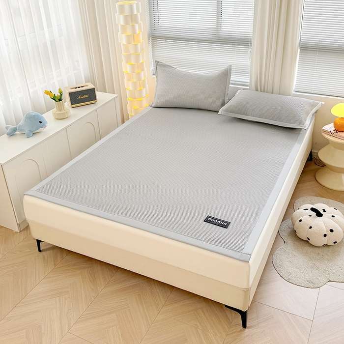 91家纺网 家纺一手货源 找家纺 如一 2025新款A类PE冰豆豆复合三明治凉席时尚款 时尚-摩登灰