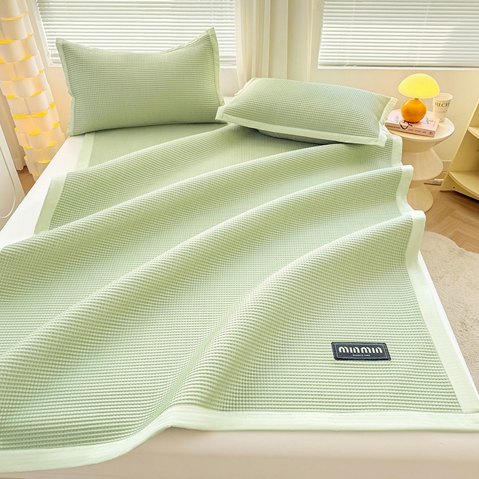 91家纺网 家纺一手货源 找家纺 如一 2025新款A类PE冰豆豆复合三明治凉席时尚款 时尚-莫奈绿