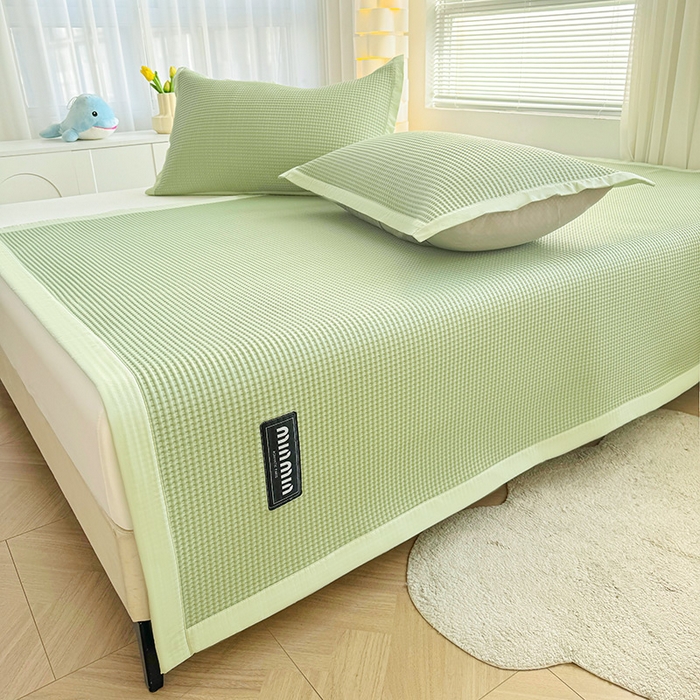 91家纺网 家纺一手货源 找家纺 如一 2025新款A类PE冰豆豆复合三明治凉席时尚款 时尚-莫奈绿