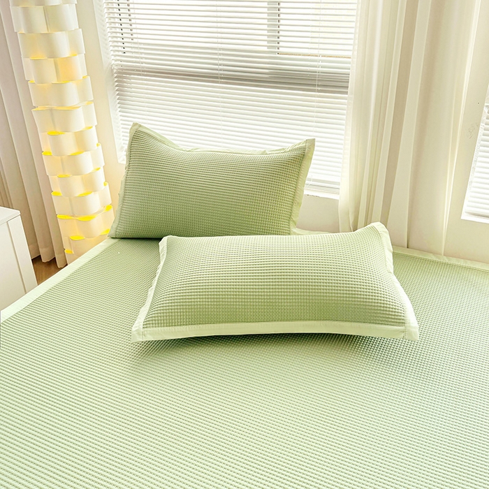 91家纺网 家纺一手货源 找家纺 如一 2025新款A类PE冰豆豆复合三明治凉席时尚款 时尚-莫奈绿