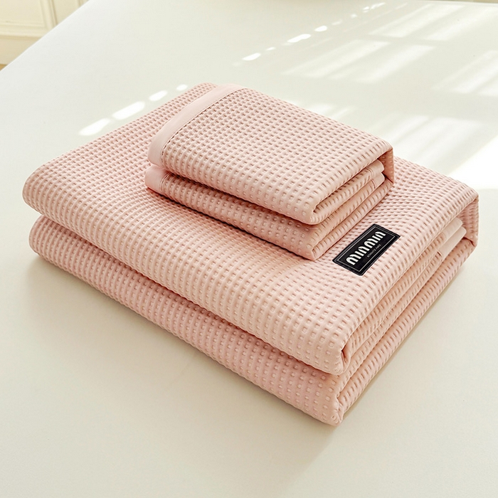 91家纺网 家纺一手货源 找家纺 如一 2025新款A类PE冰豆豆复合三明治凉席时尚款 时尚-蜜桃粉