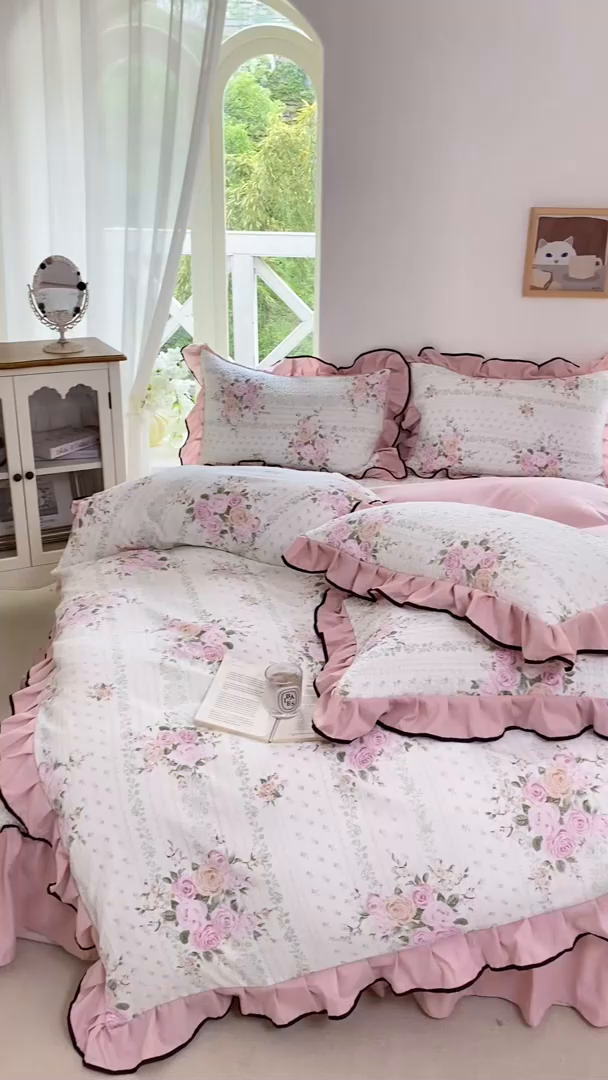 91家纺网 家纺一手货源 找家纺 米柳2025新款水洗棉床盖四件套 花非花