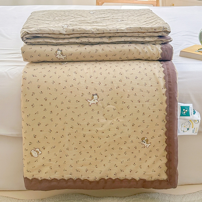 91家纺网 家纺一手货源 找家纺 （总）千朵2025新款全棉60支单层纱花边夏被