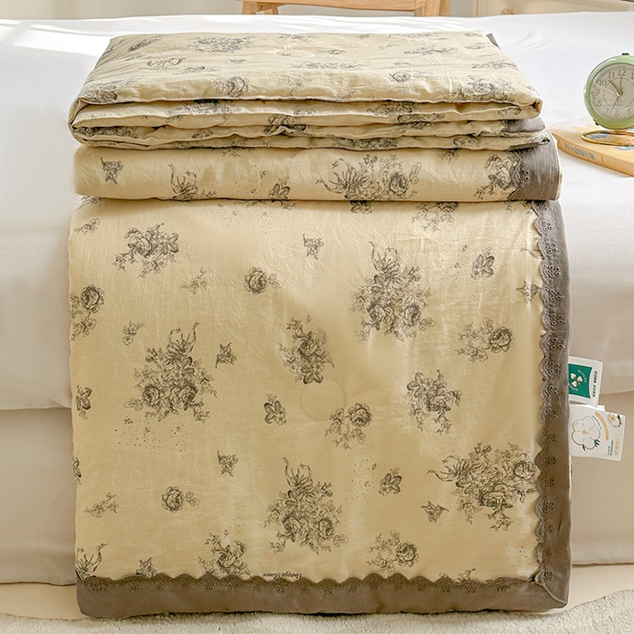 91家纺网 家纺一手货源 找家纺 2025新款全棉60支单层纱花边夏被 奈丝洛