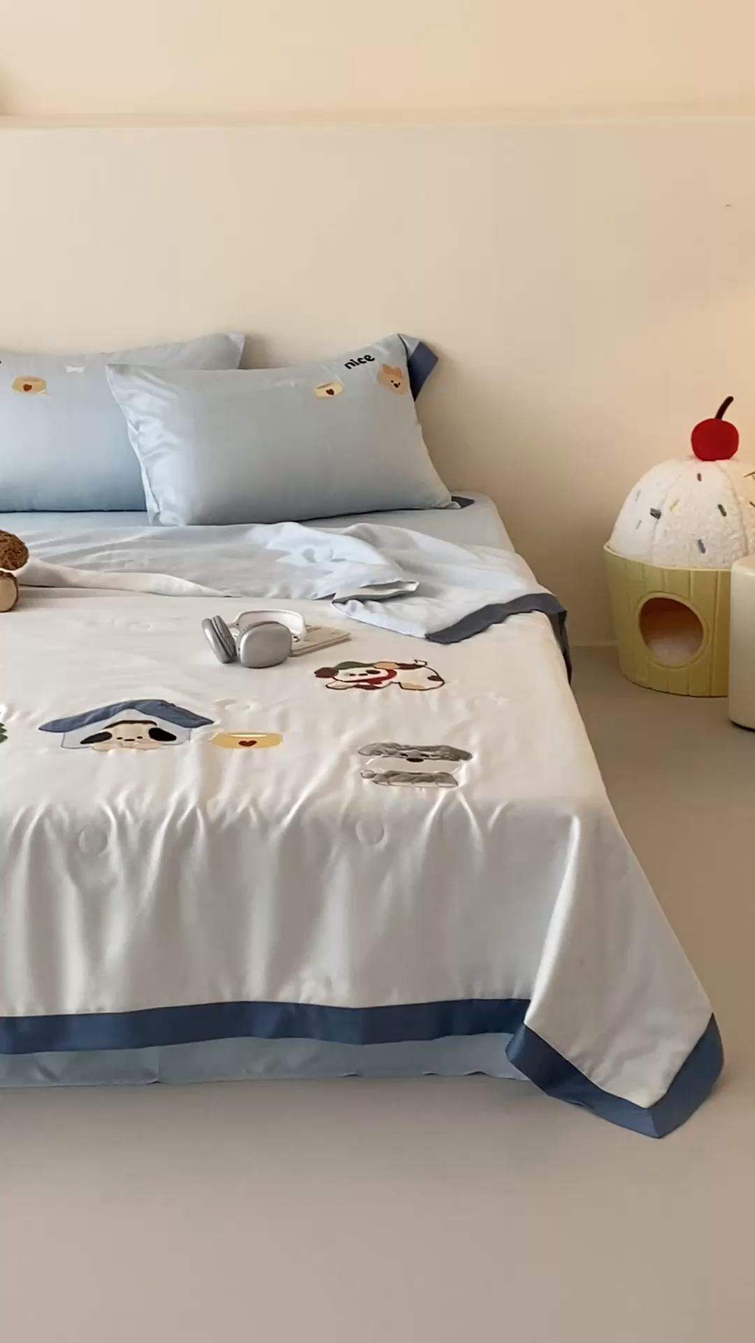 91家纺网 家纺一手货源 找家纺 （总）星野 2025新款蚕丝夏被-狗狗天团